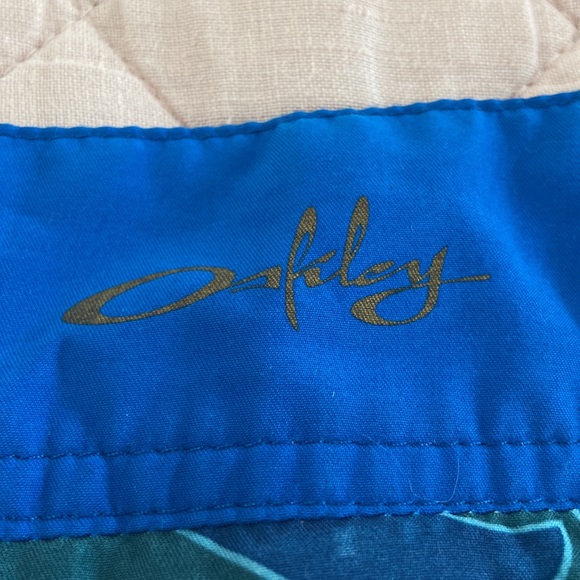 Oakley 3pc bikini - Picture 4 of 12